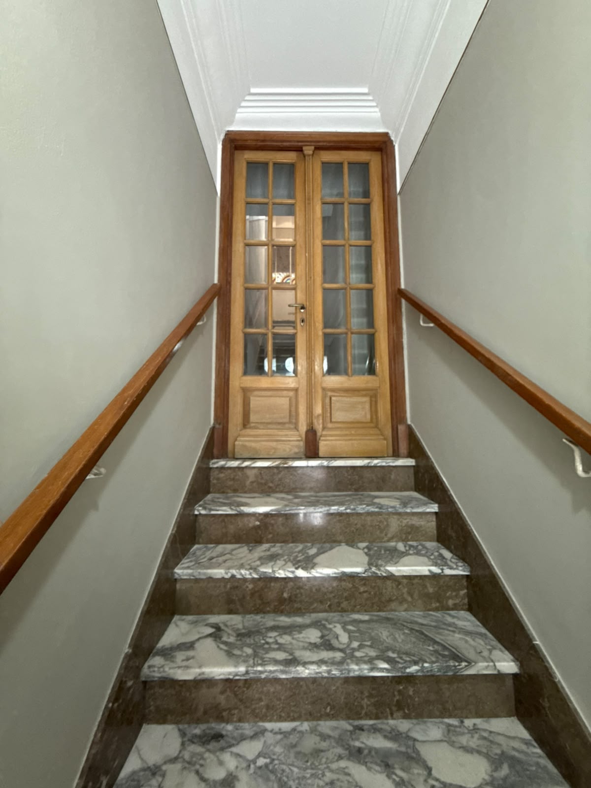 Casa en planta alta &#8211; Alvear y 9 de Julio